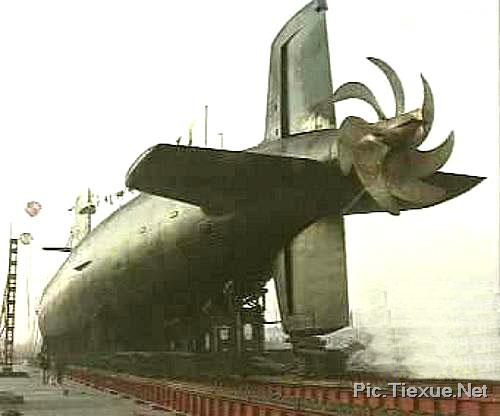 china submarine prop.jpg