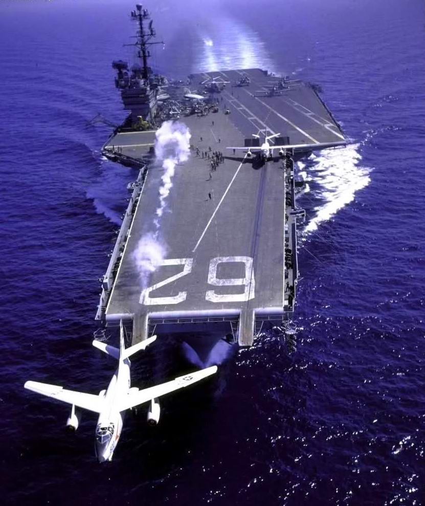 USS Independence (CVA-62).jpg