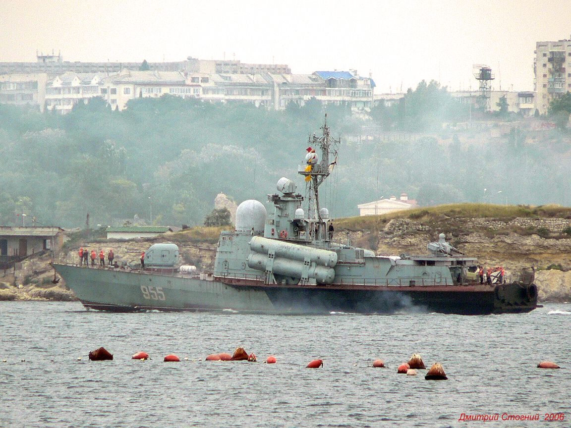 R-60. 2006,07,13. Sevastopol_3.JPG