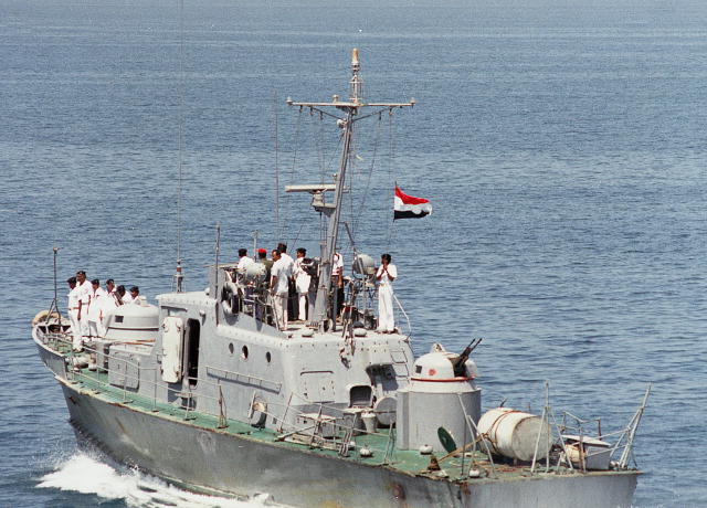 irak navy.jpg