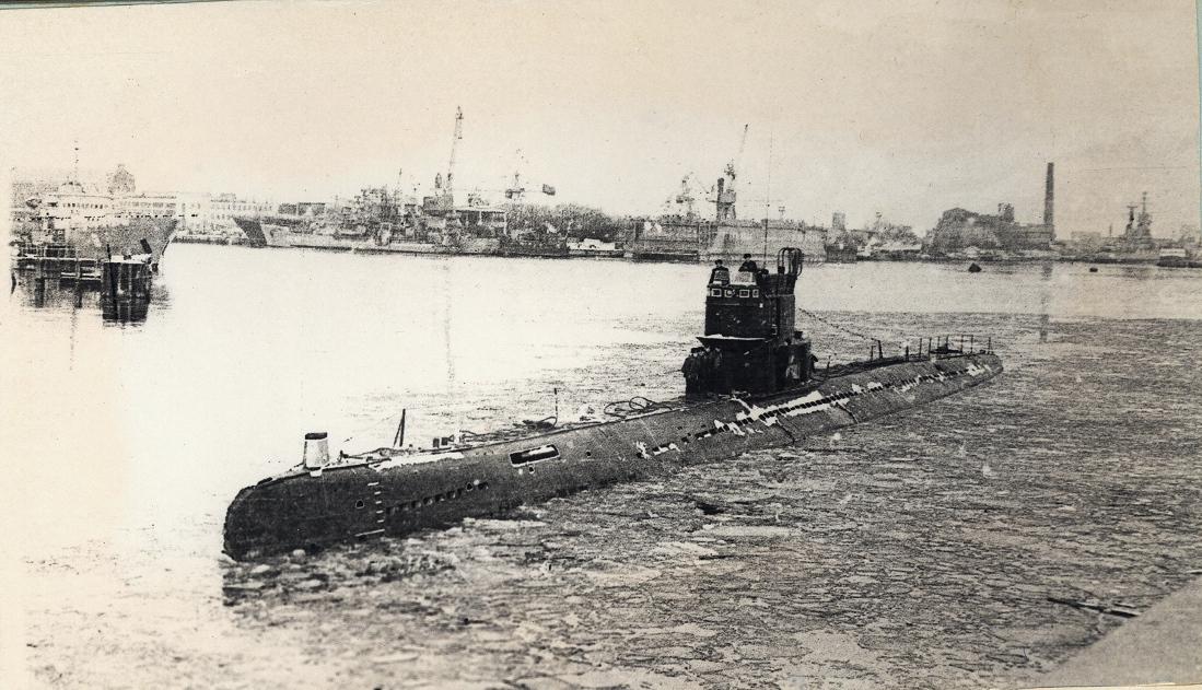 С-191 в военном канале Лиепая 1982г.jpg