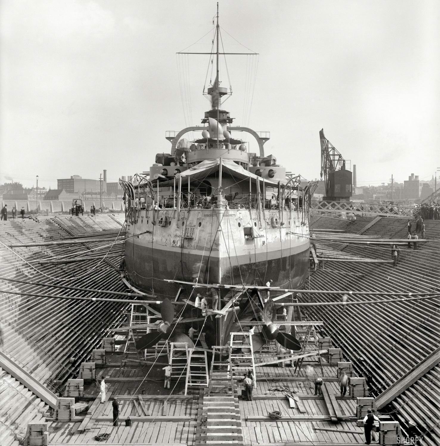 USS Massachusetts in drydock - 1898 - stern.jpg