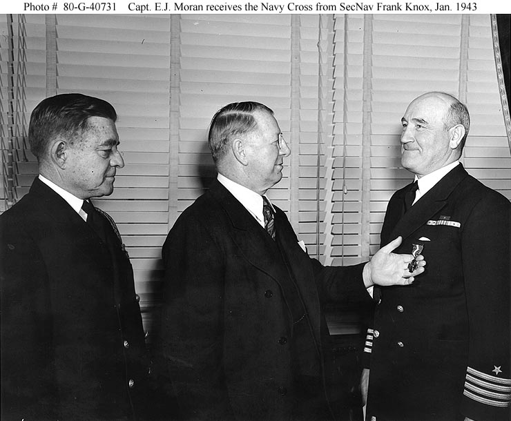 Cpt E.J.Moran receives Navy Cross from Frank Knox 01.43.jpg