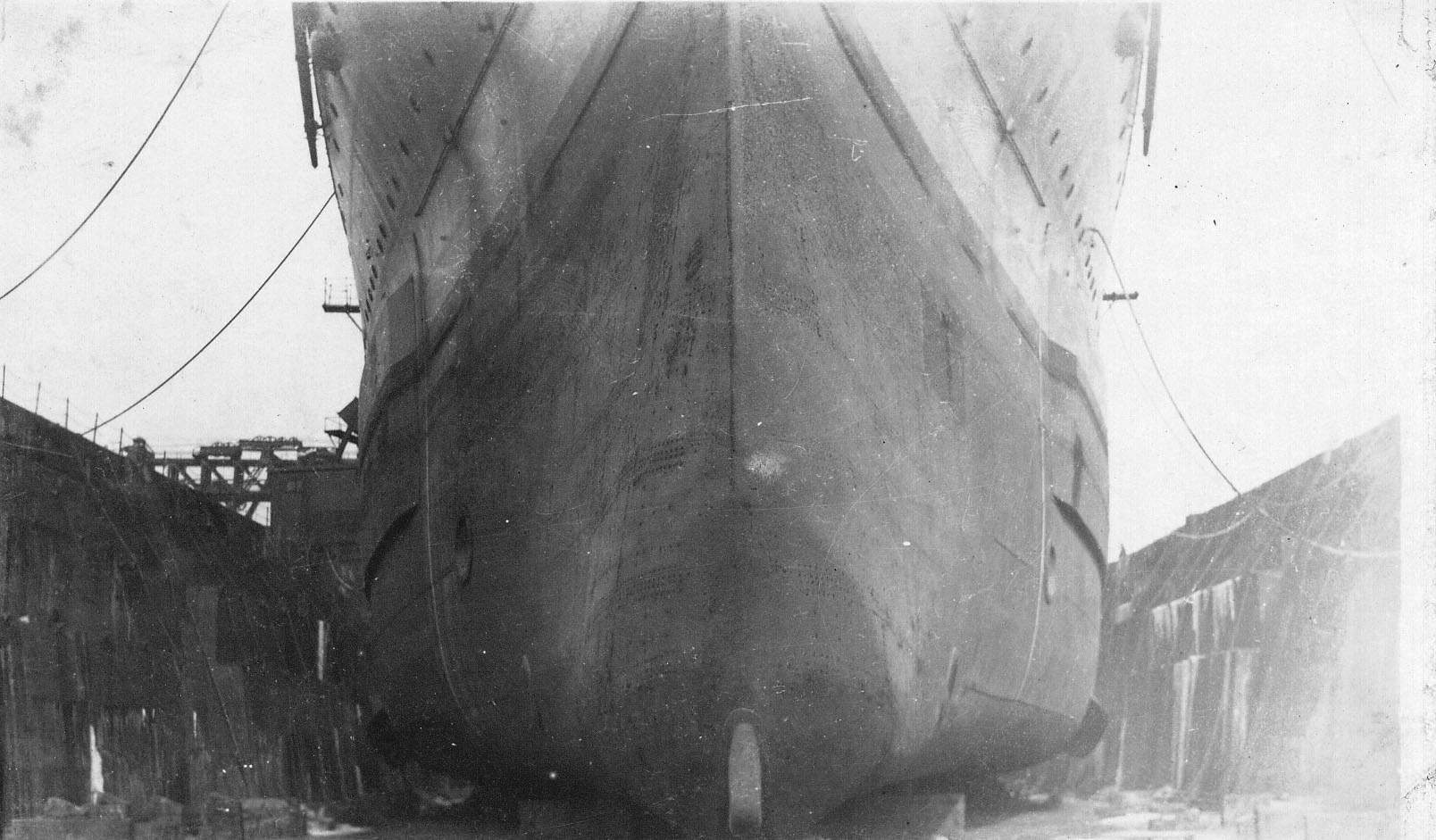 West Virginia (BB-48) in dry dock at Brooklyn Navy Yard in 1924.jpg