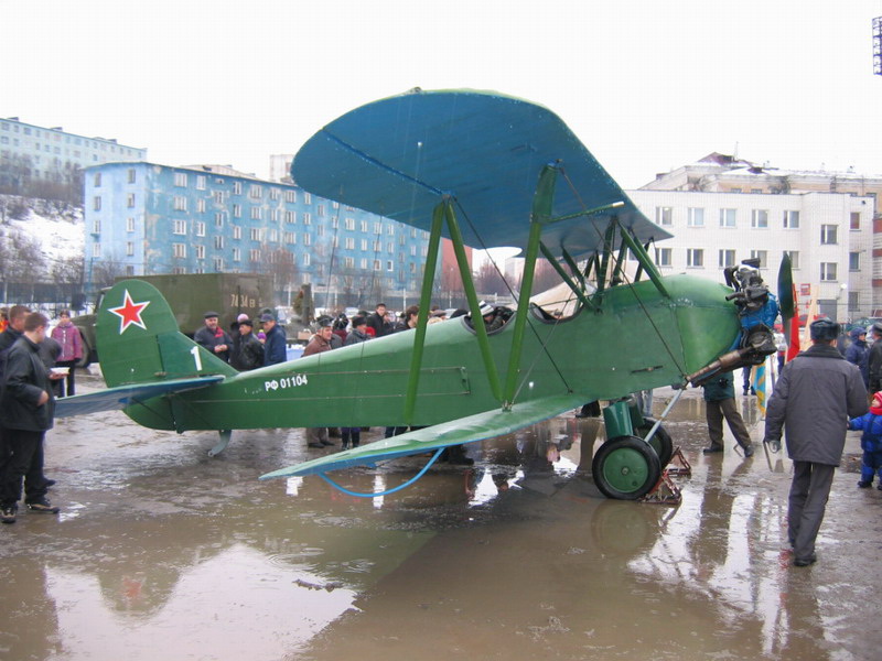 PO-2 in Murmansk.jpg