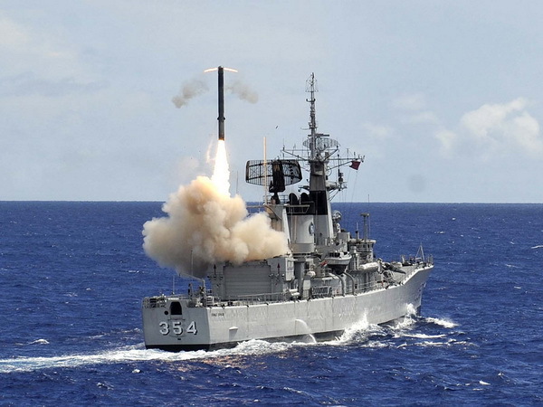 OSWALD SIAHAAN of Indonesian Navy test firing Yakhont Missile in the Indian Ocean.jpg