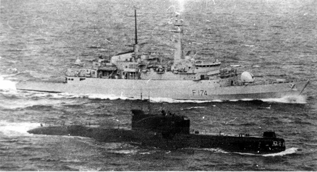 HMS_Alakrity_i_651_Atlantika_70_e.jpg