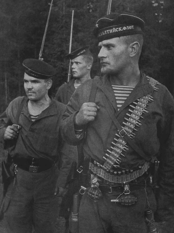 Морские пехотинцы 2-й отдельной бригады МП Балтики. 31-е августа 1941-го..jpeg