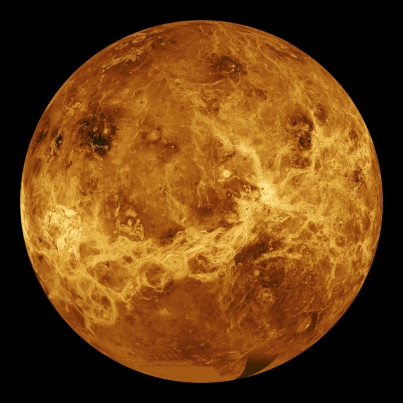 Венера без вуали плотных непроницаемых облаков.jpg