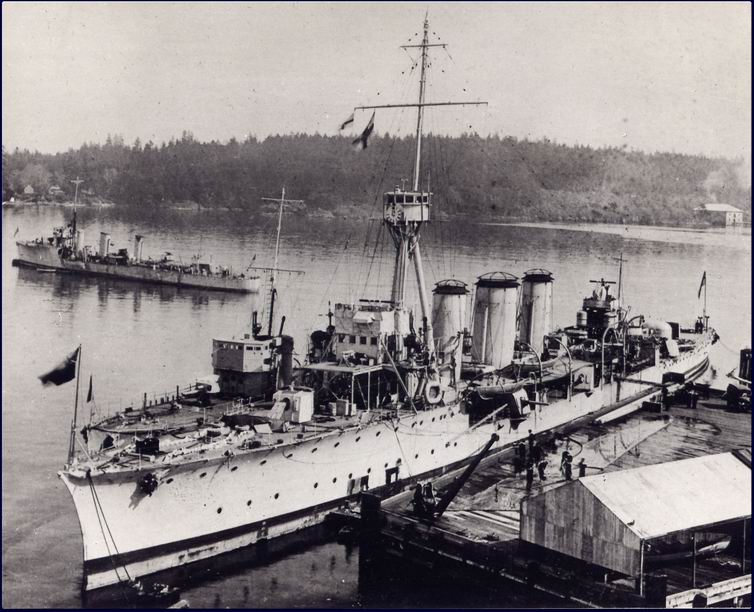 HMC Ships AURORA and destroyers PATRIOT and PATRICIAN 1921.jpg