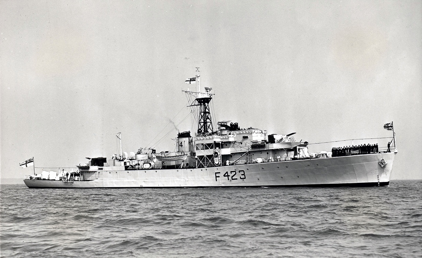 HMS Largo Bay.jpg