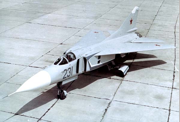 MiG-23 (23-11).jpg
