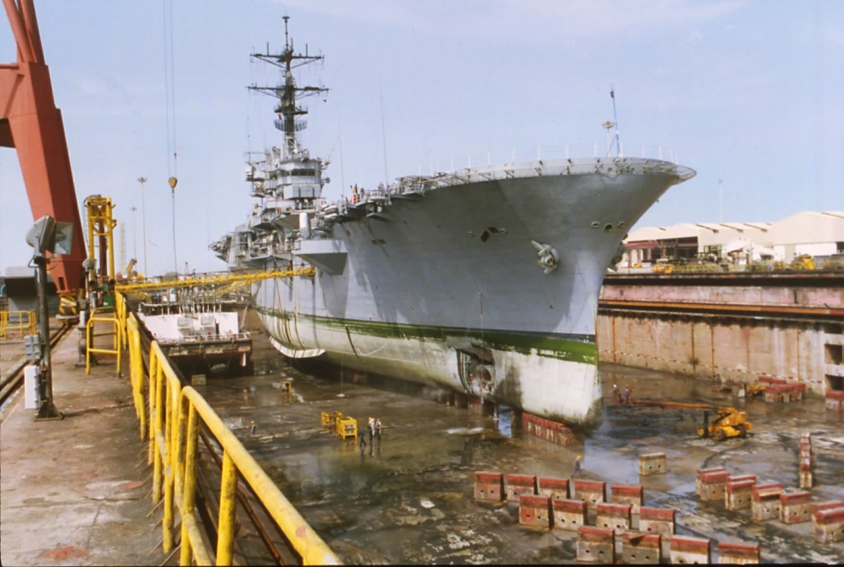 Triploi in  Arabian Ship Repair Yard.jpg