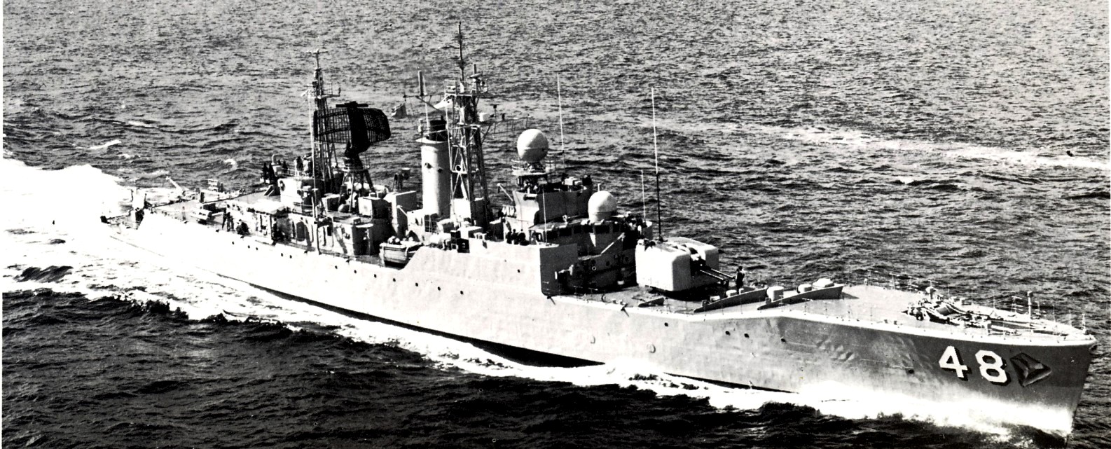 HMAS Stuart (F 21-DE 48)-2.jpg