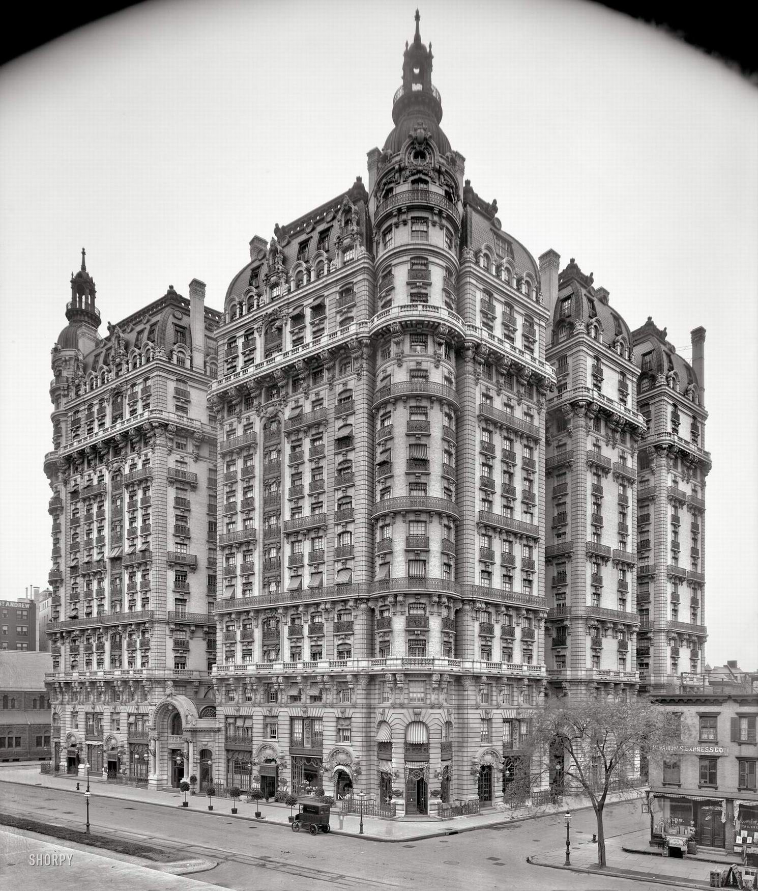 Ansonia Apartments, Broadway, 1906 год.jpg