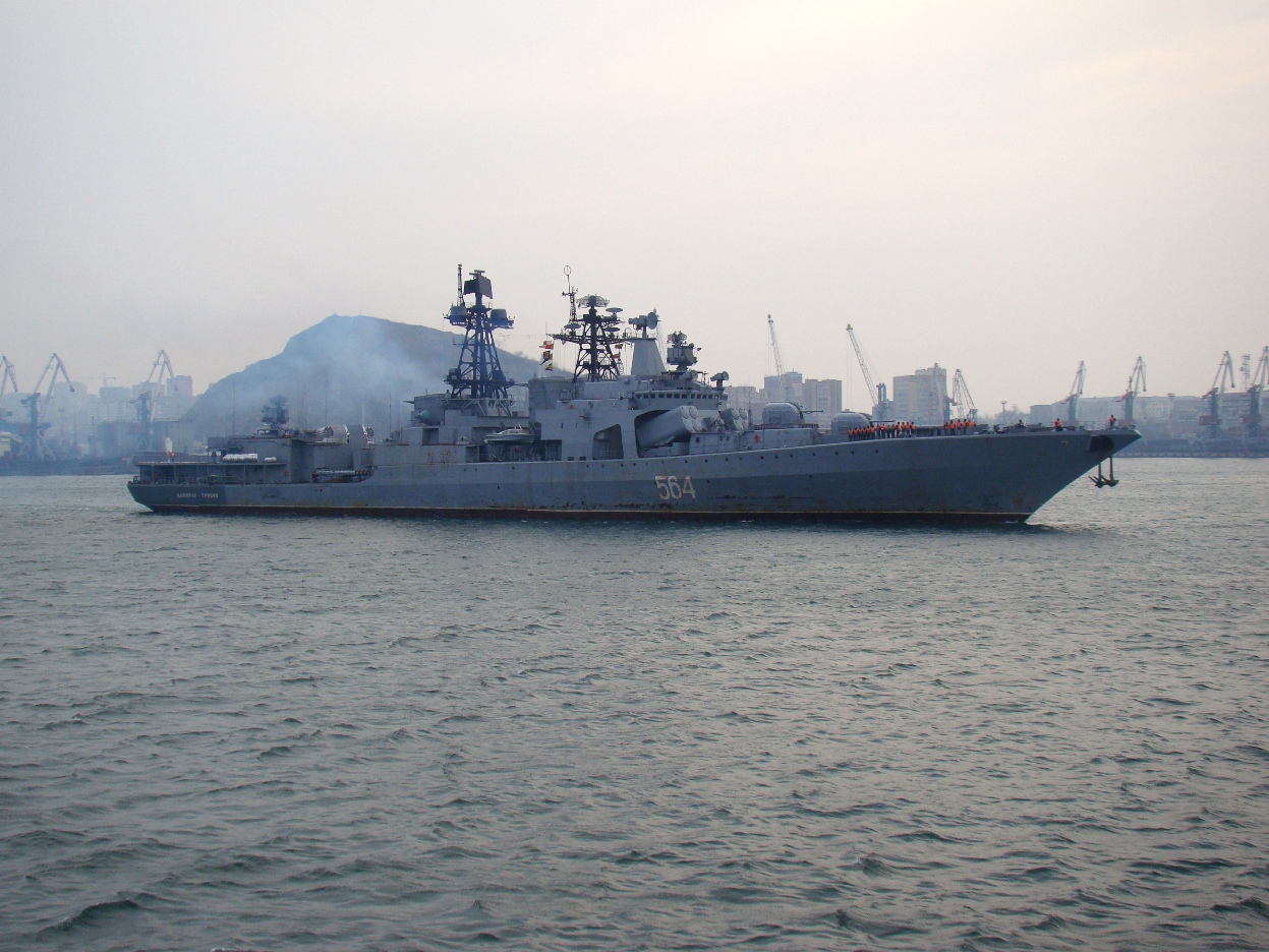 Адмирал Трибуц 15.04.2011 a.JPG