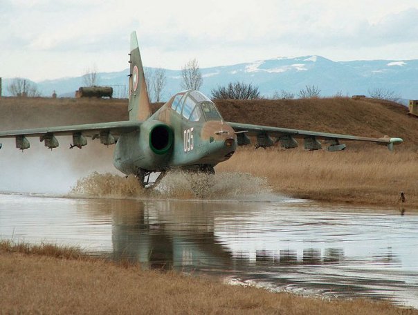 Су-25.jpg