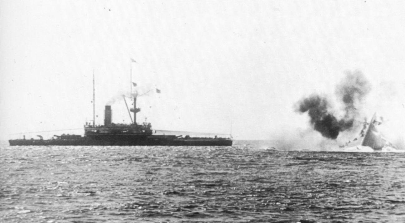 Victoria sinking 23.7.1893 (Nile left).JPG
