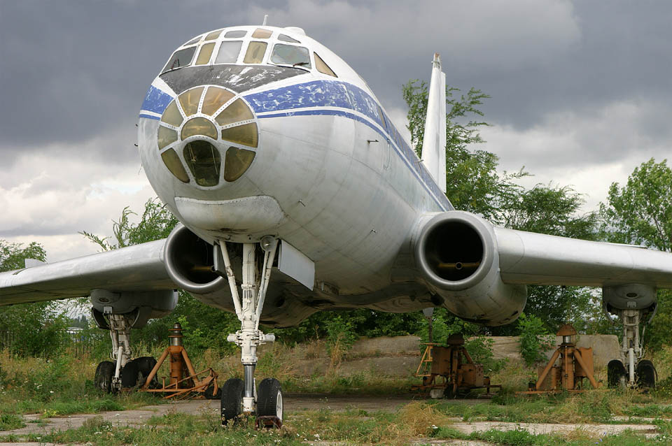 Tu-104E.jpg