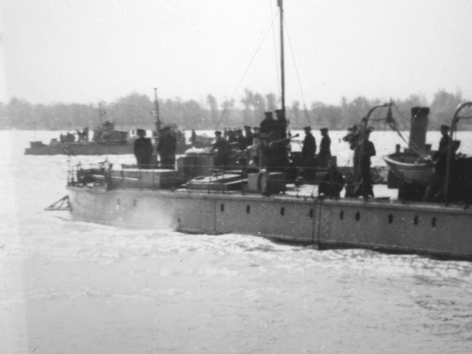 Железняков 1944 - корма.JPG