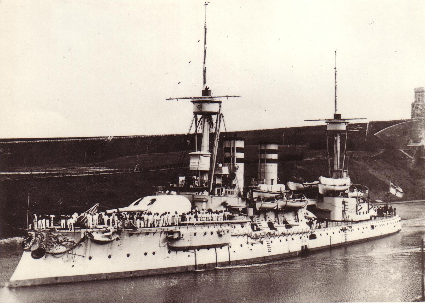 S.M.S. Wörth, который в 1901-1902 году был флагманом германской Тихоокеанской эскадры.004axwc6.jpg
