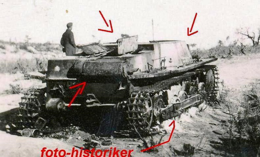 Pz I tank destroyed.jpg
