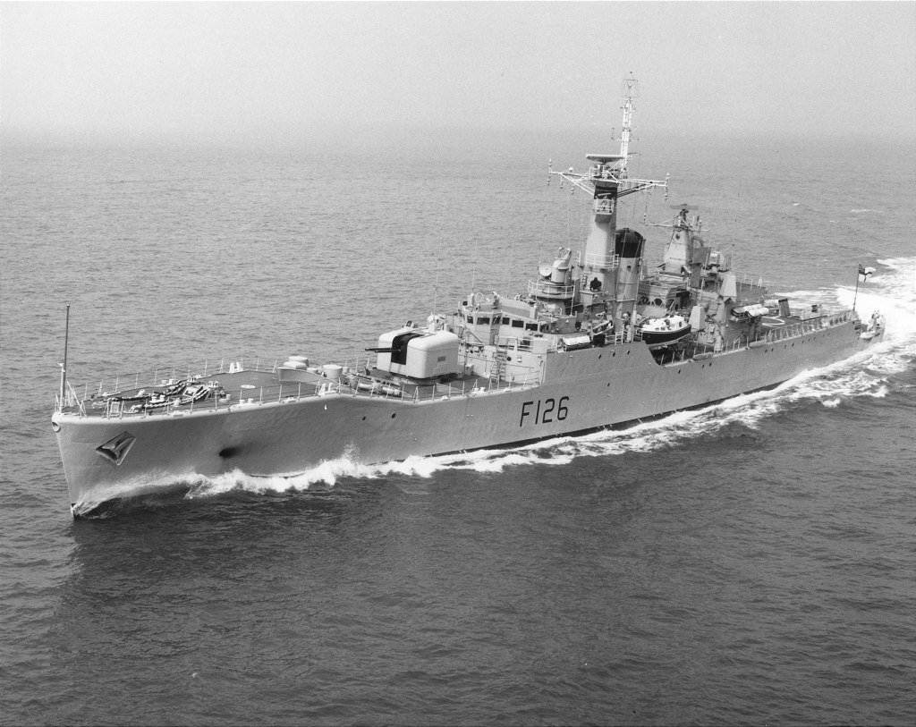 HMS PLYMOUTH 23.JPG