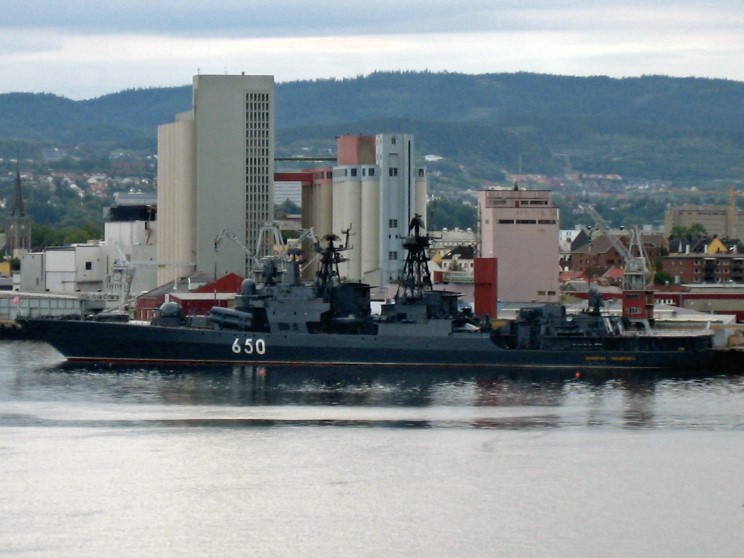 Sept. 10- 2006 Admiral Chabanenko in Trondheim.jpg