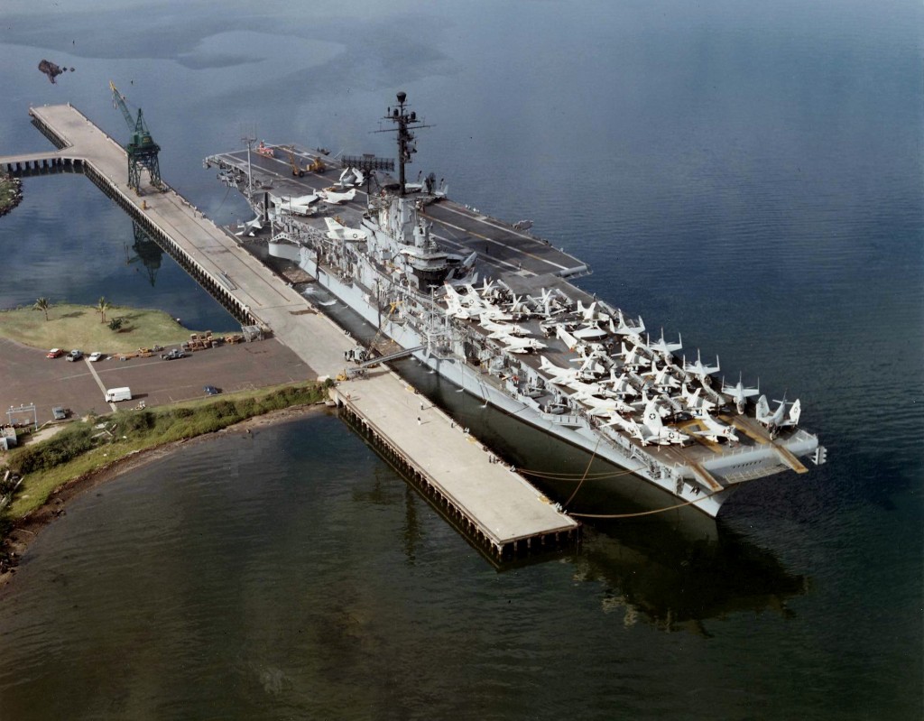 USS Ticonderoga (CVA-14) at pier, 1962.jpg
