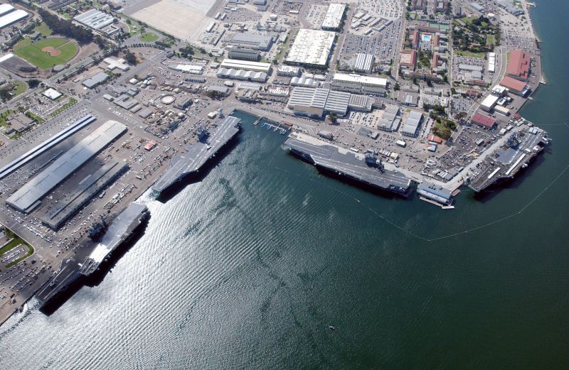 Naval_Station_San_Diego_aerial.jpg