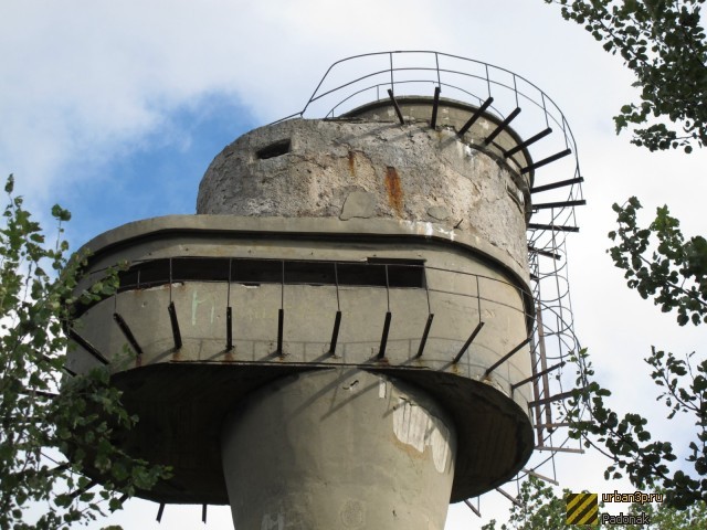дальномерная башня железнодорожного артиллерийского дивизиона 2.jpg