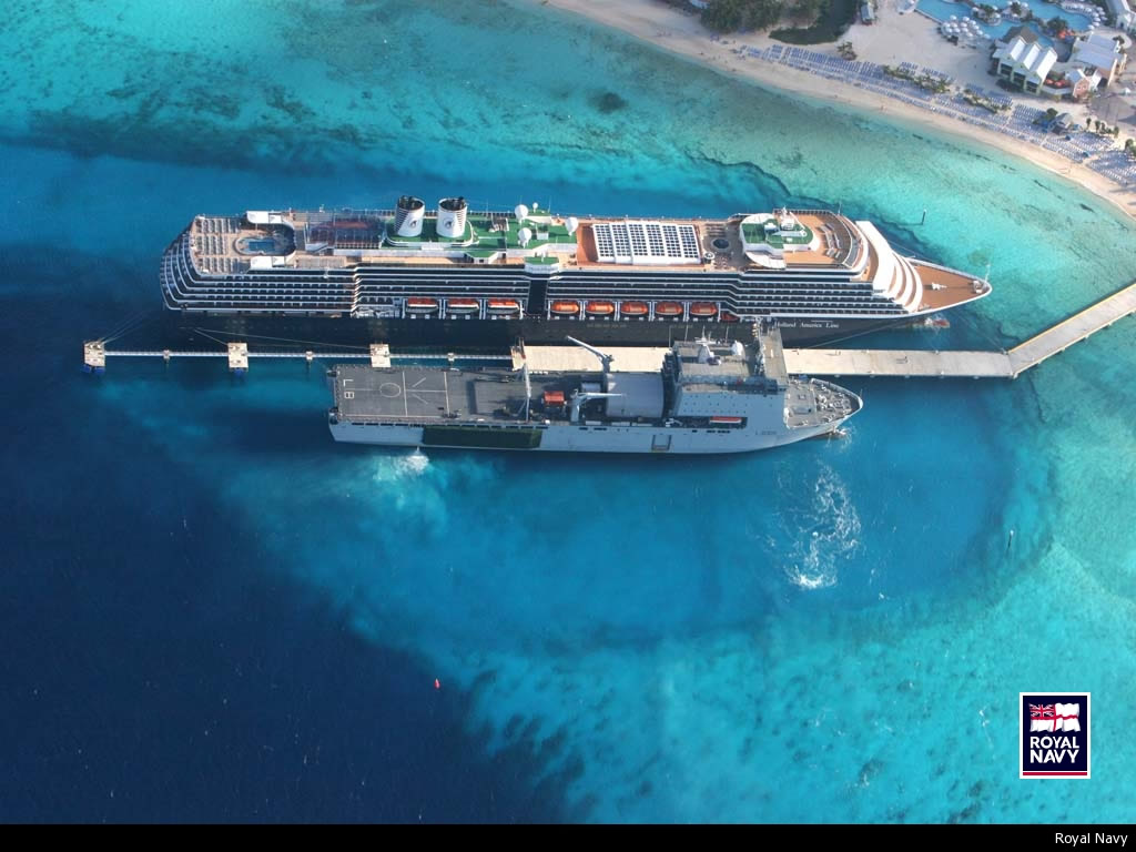 SHIP_LSD_RFA_Largs_Bay_and_Cruise_Ship_Grand_Turk_lg.jpg