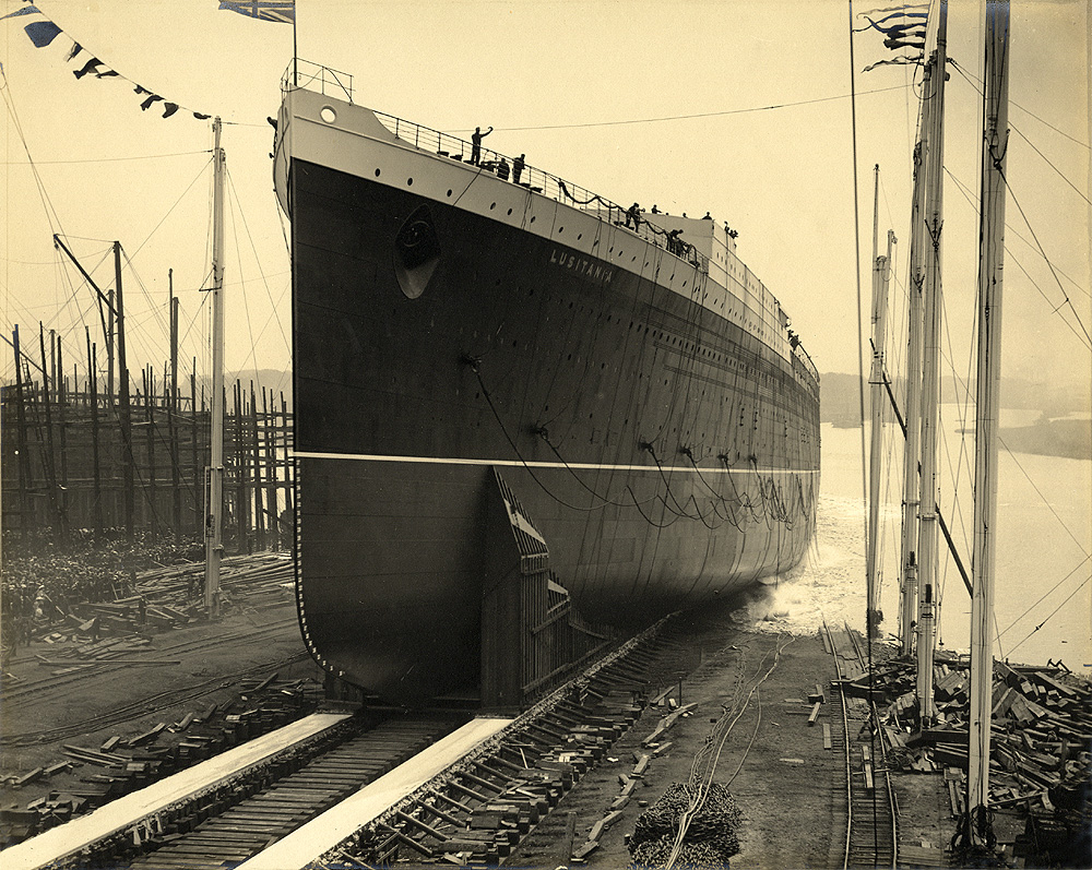 Launch of RMS Lusitania, 1906TCSM00141.jpg