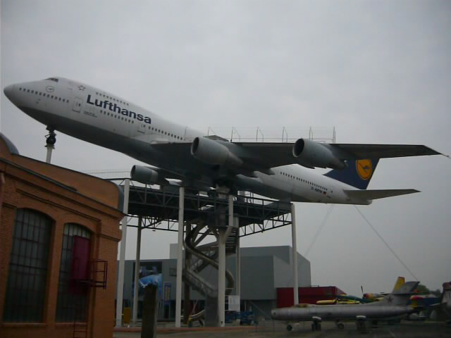 Speyer. Boeing-747.jpg