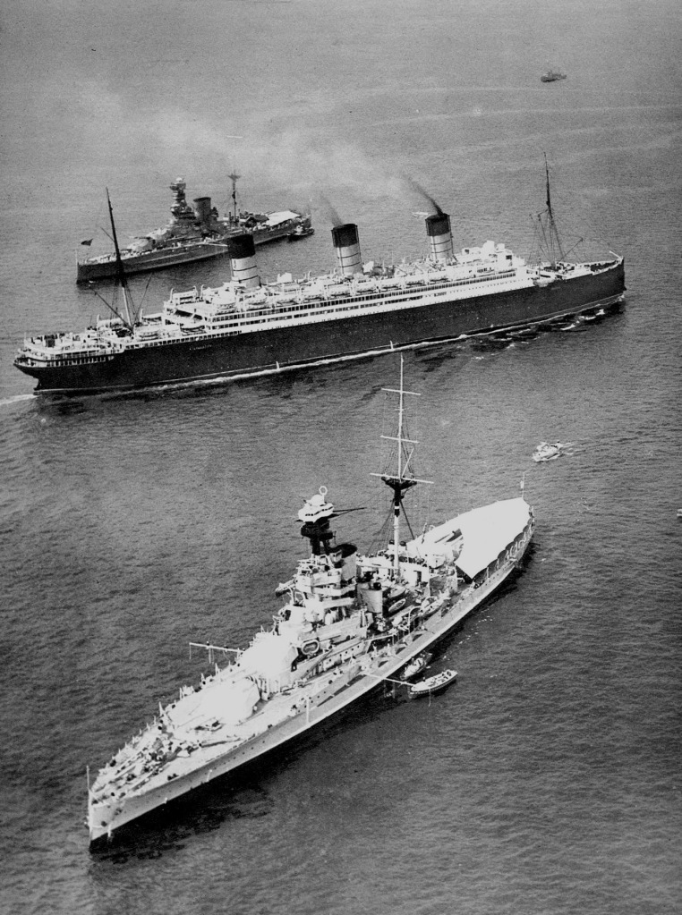 RMS Berengaria and two BBs.jpg
