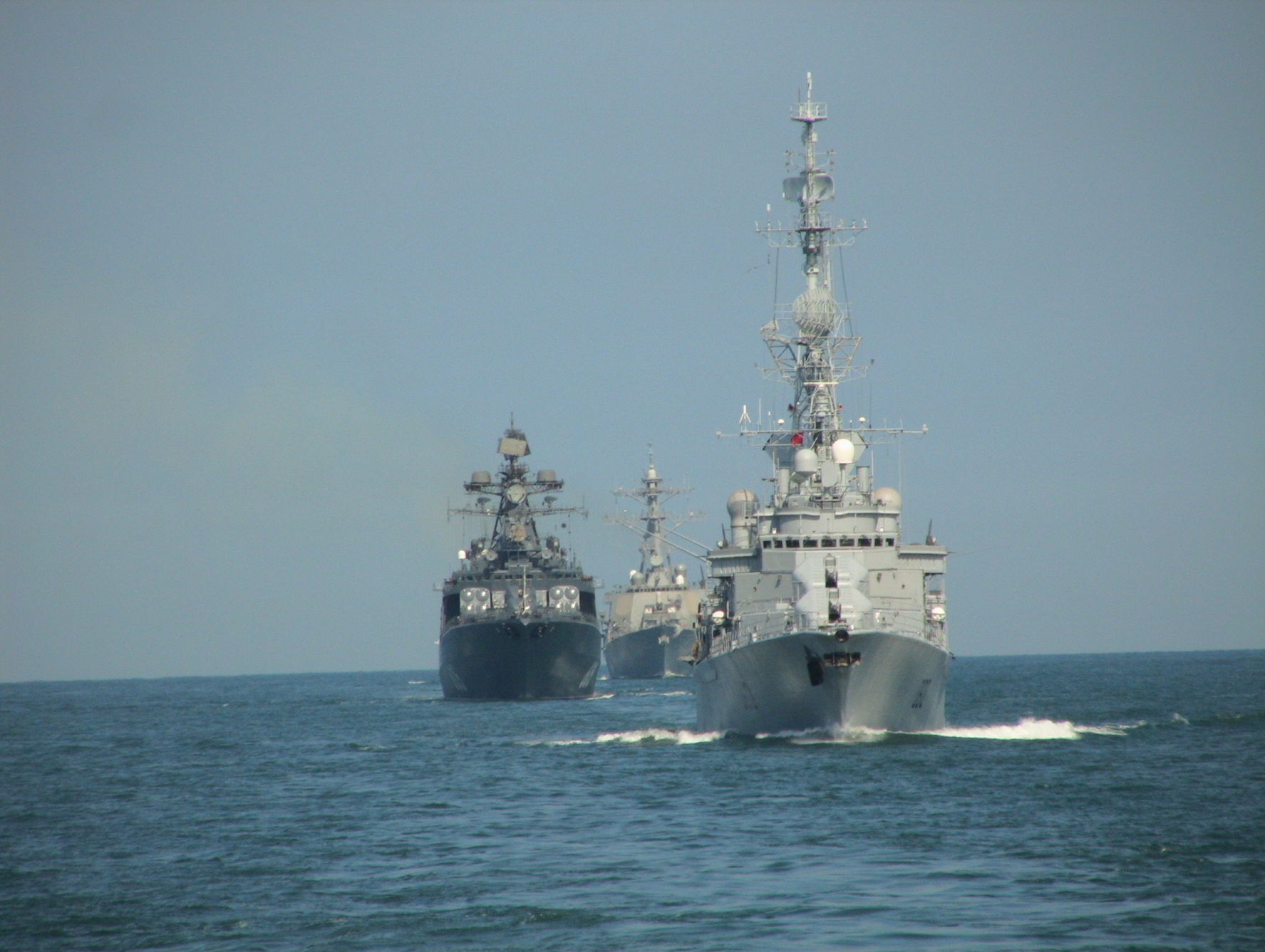 Левченко De Grasse USS Barry.JPG
