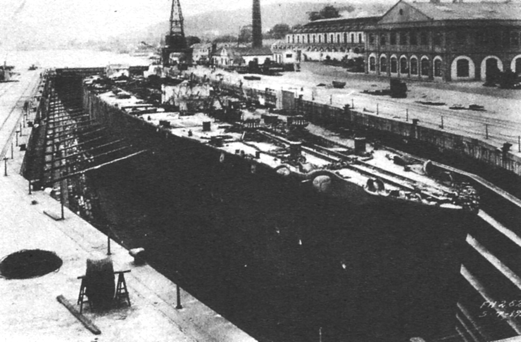 Trieste in El Ferrol No.2 dock 07.1952.JPG