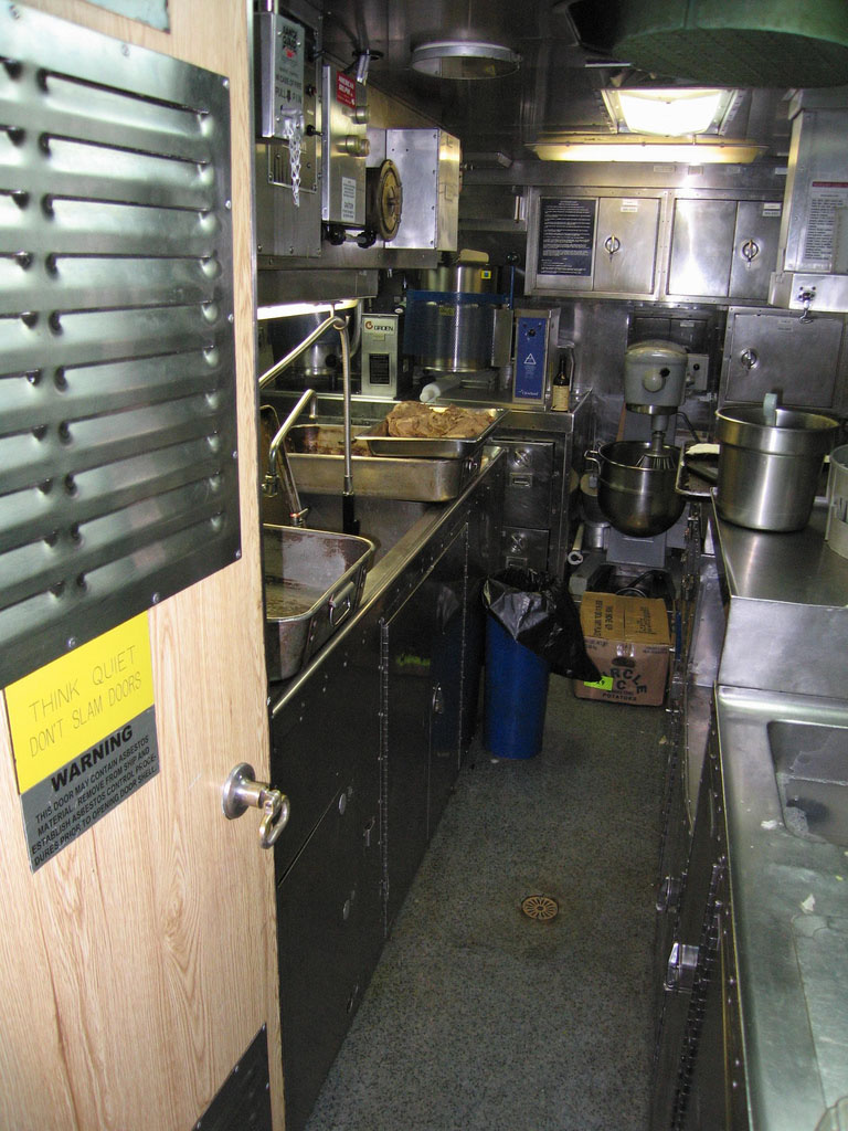 12 SSN-688 LosAng kitchen.jpg