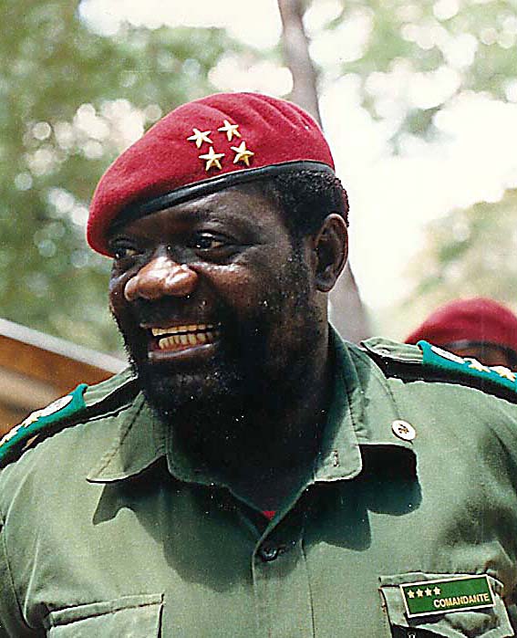 Jonas Savimbi 1989.jpg