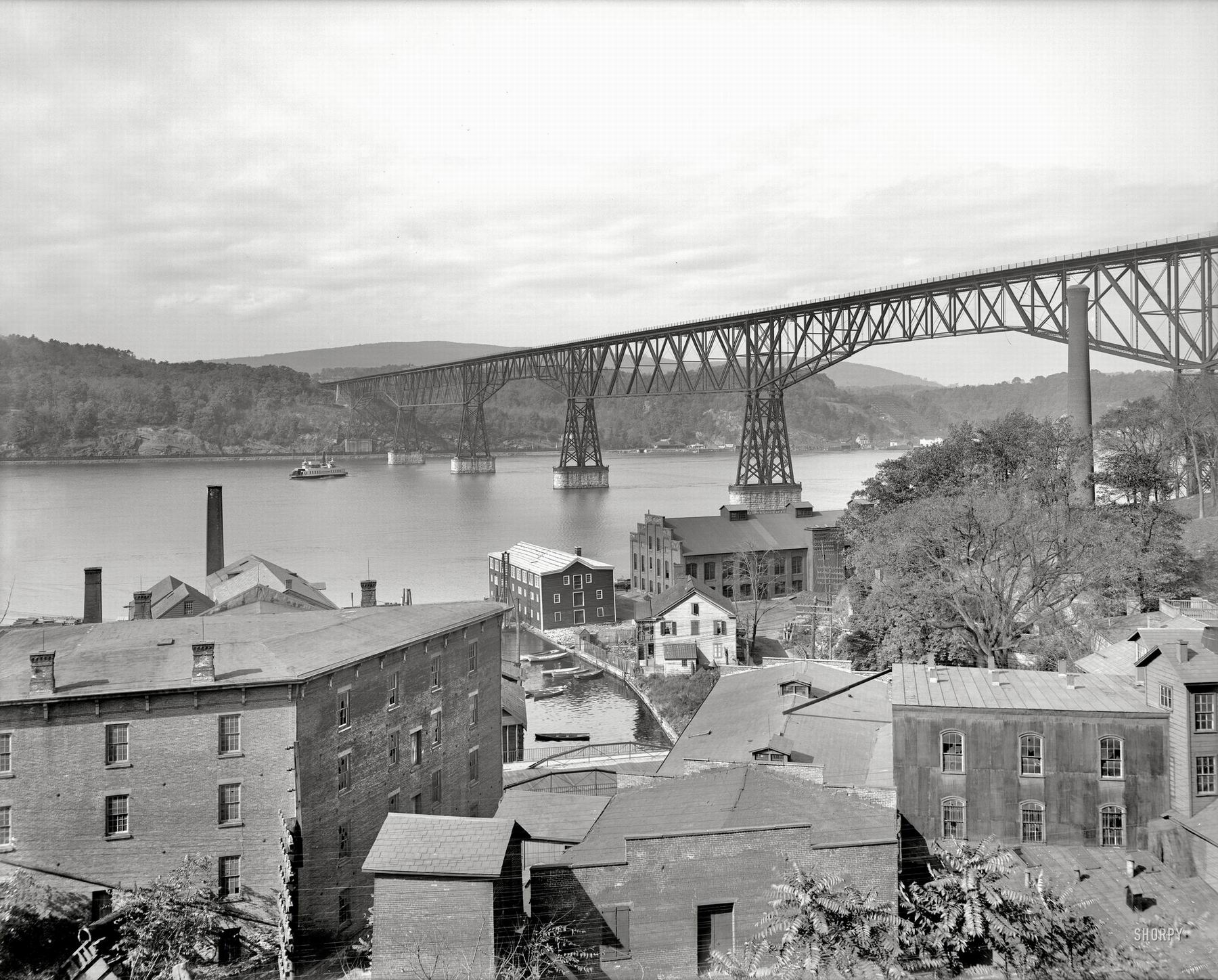 New York circa 1905. Poughkeepsie Bridge.jpg
