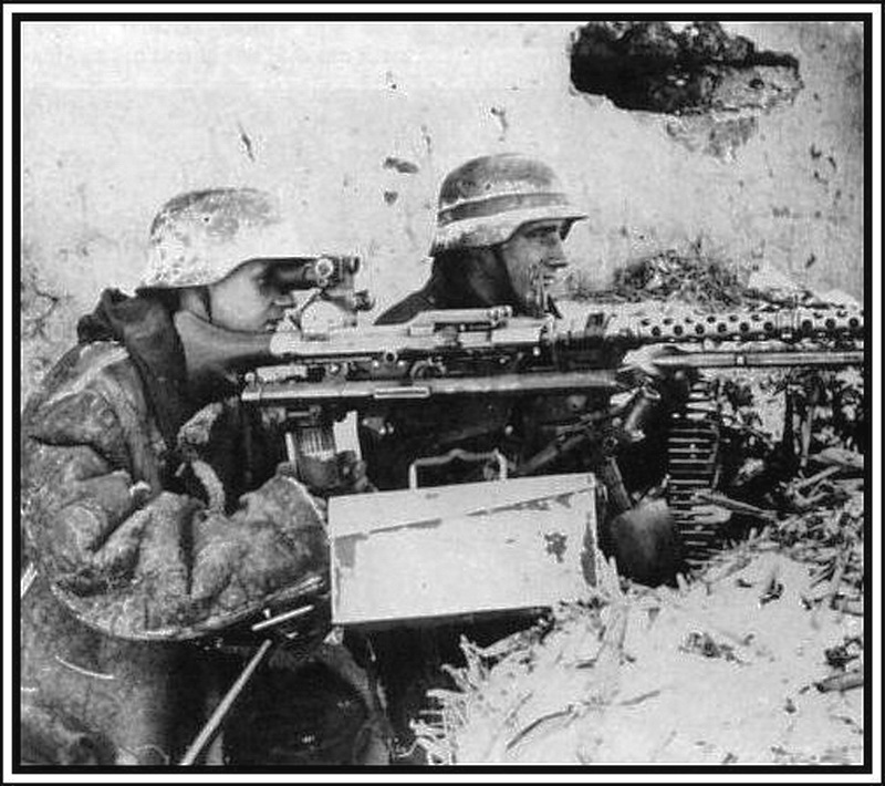 MG-34 Crew, Winter 1941.jpg
