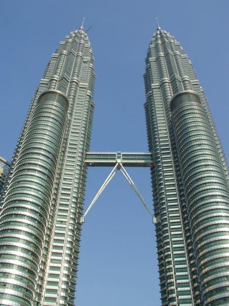 Petronas_01.jpg
