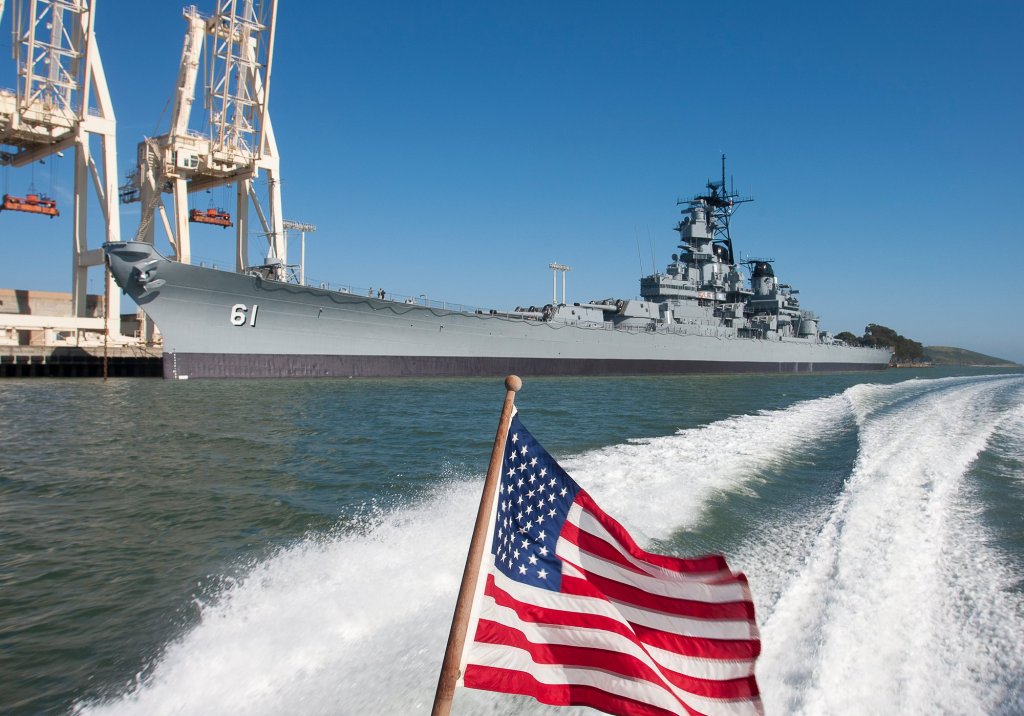 USS Iowa 2 May 2012.jpg