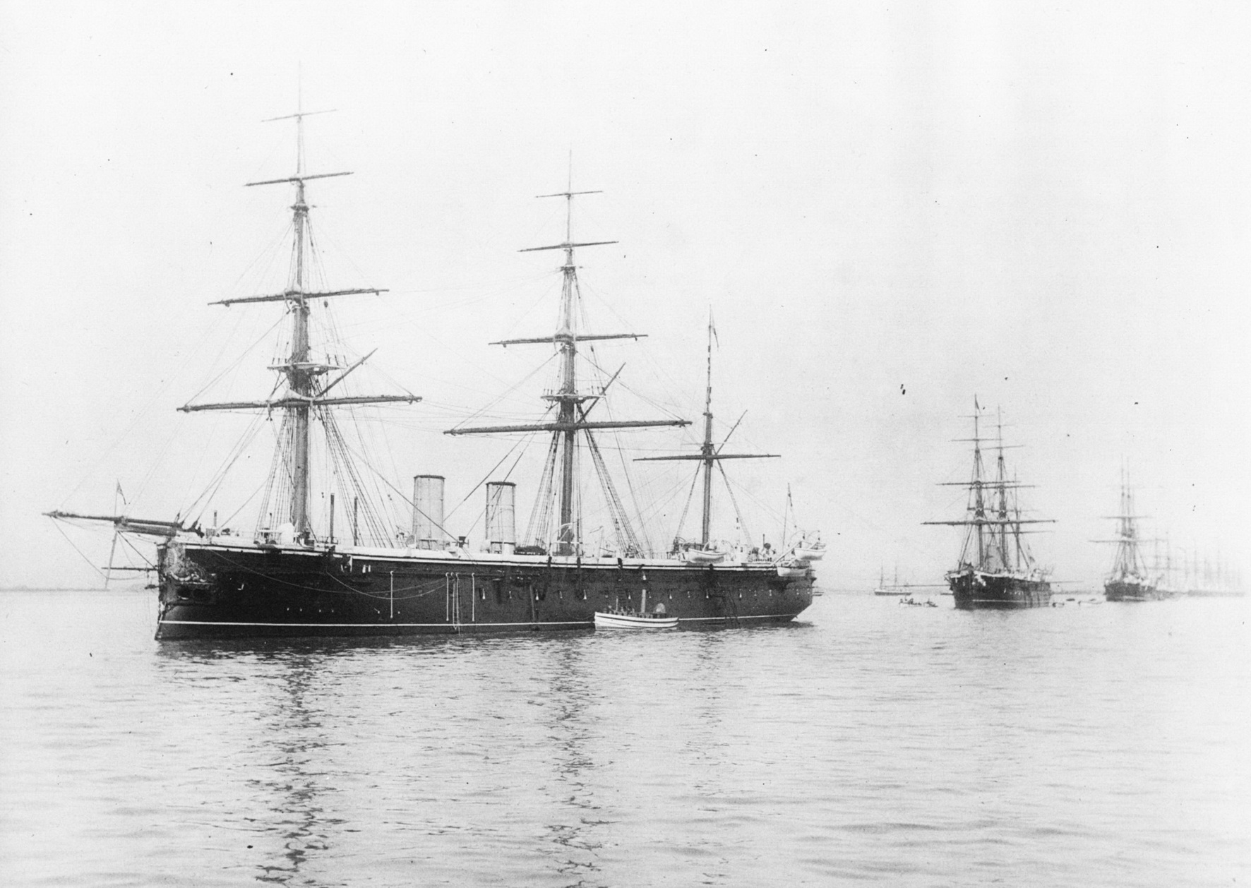 HMS_Minotaur_(1863).jpg