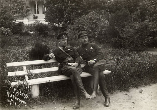 Павлов Иван Ульянович (слева).jpg