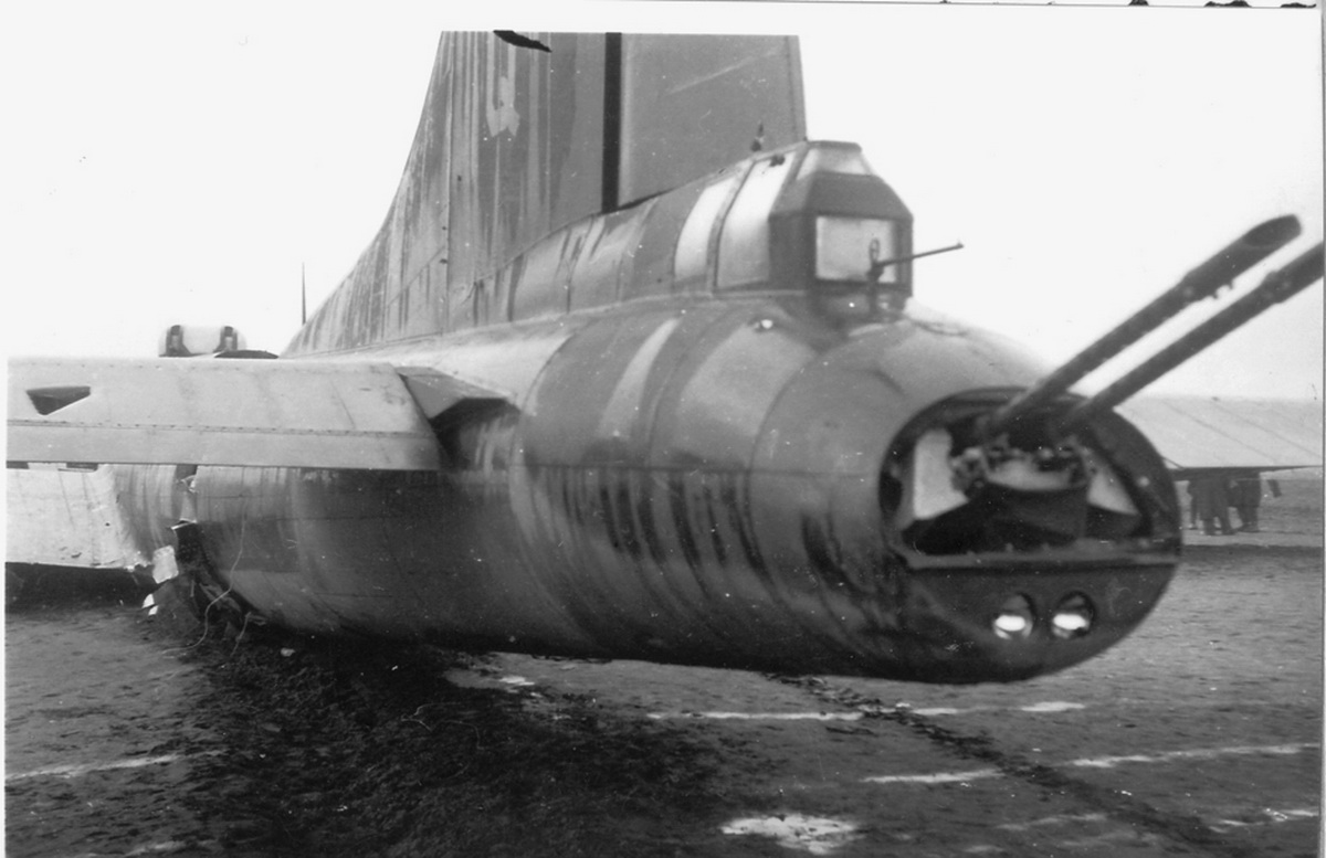 B-17_5.jpg