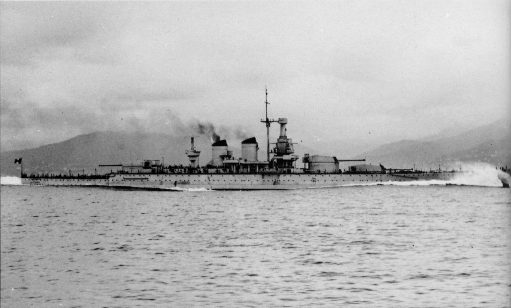 Littorio on trials in 1939 made 31.3kn.JPG