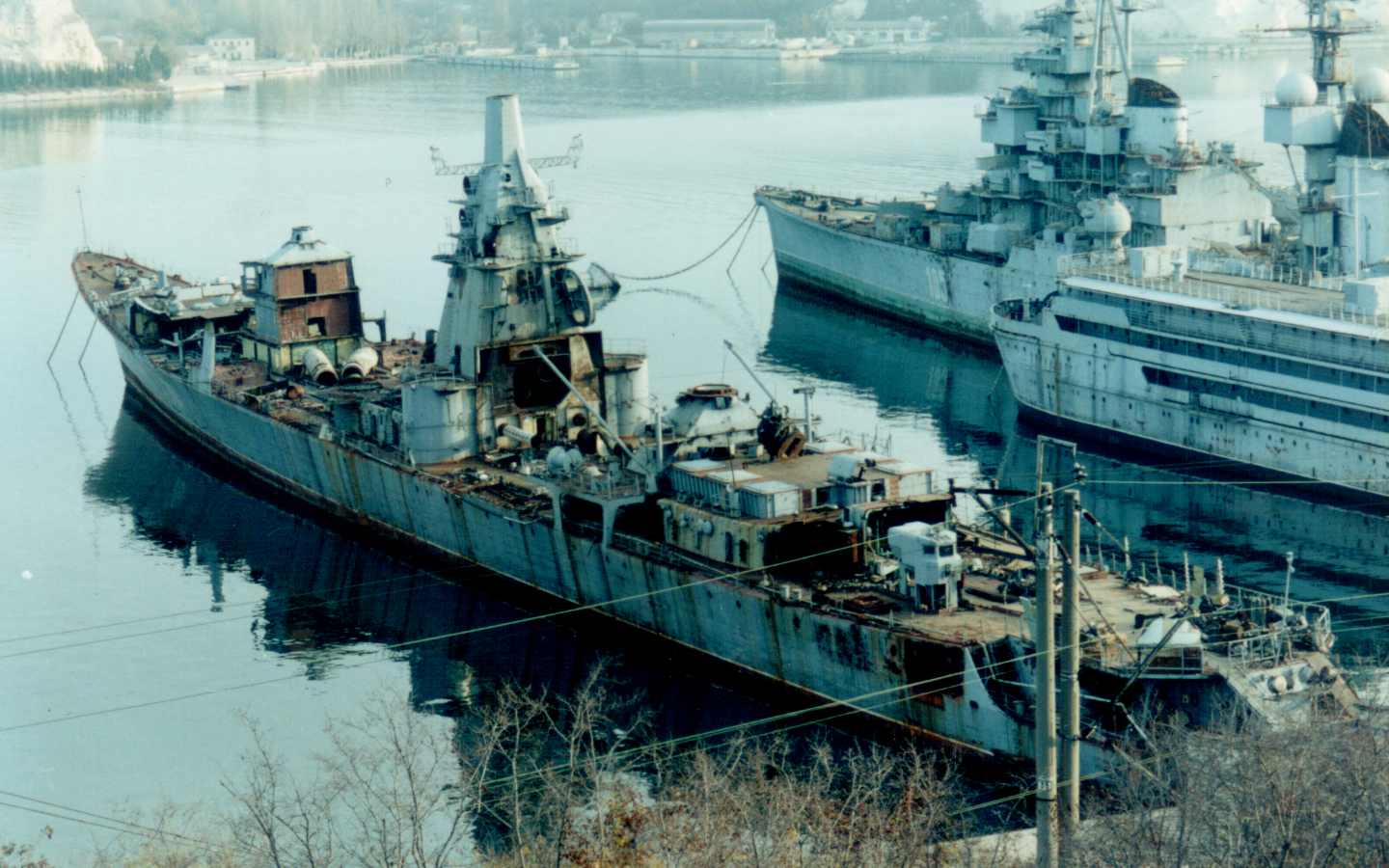 Scrap of Azov (Nov 2000).jpg