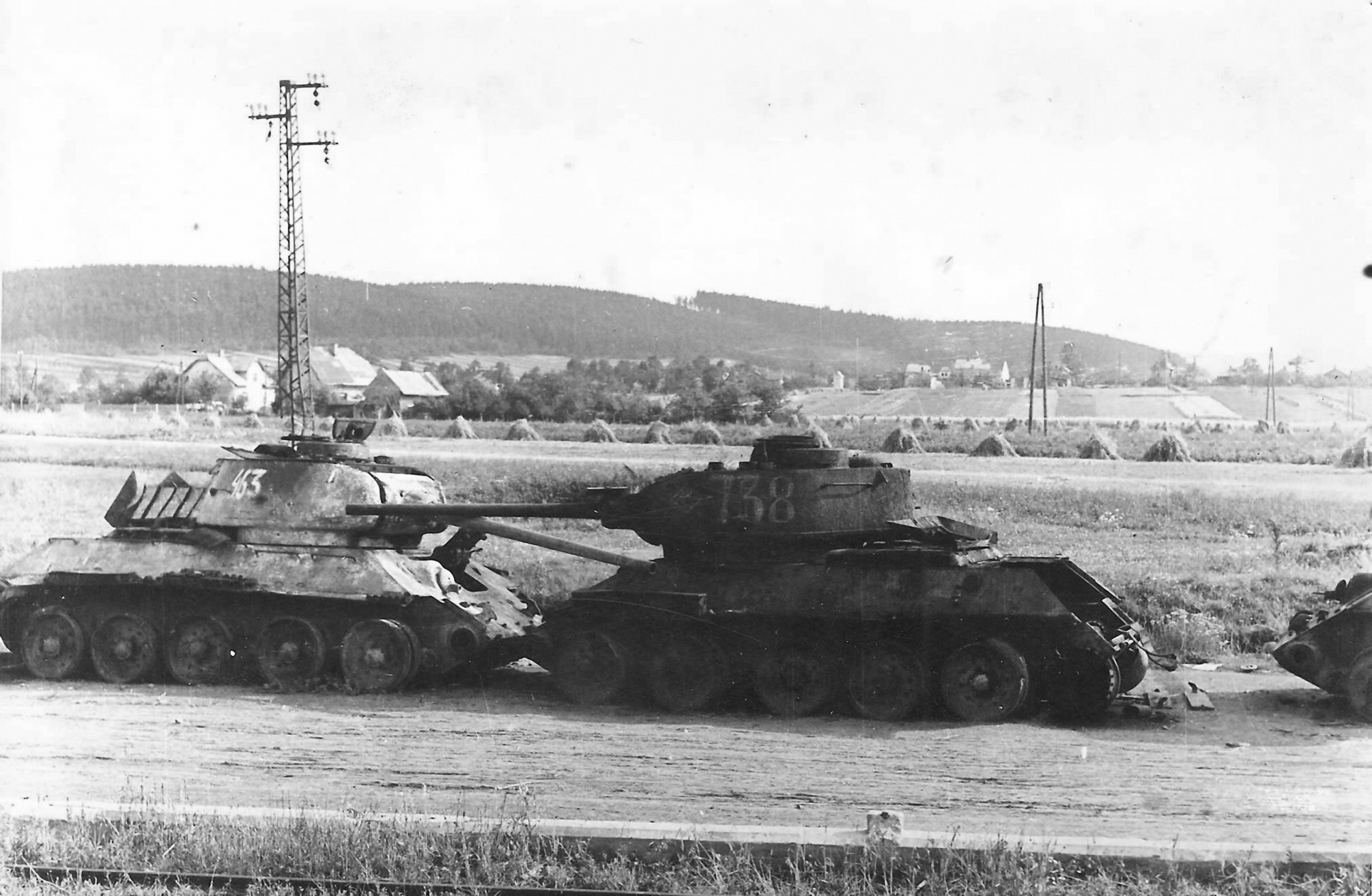 Средний танк Т-34__05.jpg