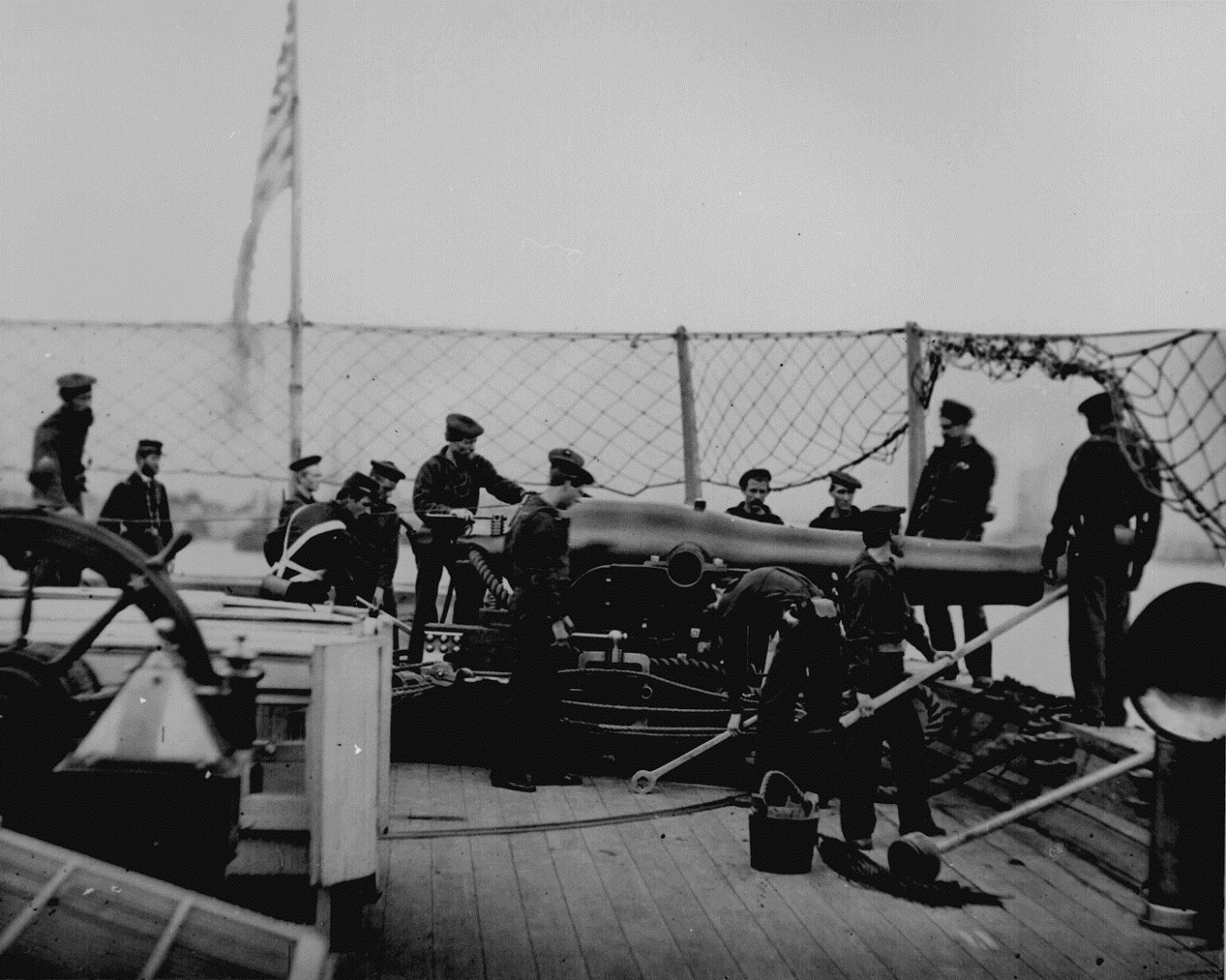 civil-war-051 Gun crew of a Dahlgren gun at drill aboard the U.S. gunboat Mendota, 1864.jpg